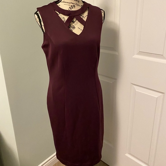 🎈Cleo sz 6 Keyhole wine claret sheath dress - Picture 4 of 12